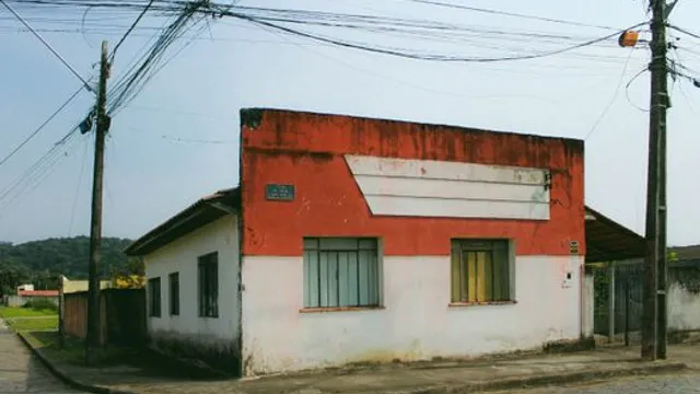 A Última Casa: Trailer de Sobrevivência em Medo, Compartilhado na Netflix