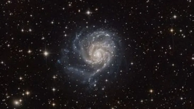 Câmaras de Detecção Espacial do Chandra Detectam Explosões Estelares Inesperadas