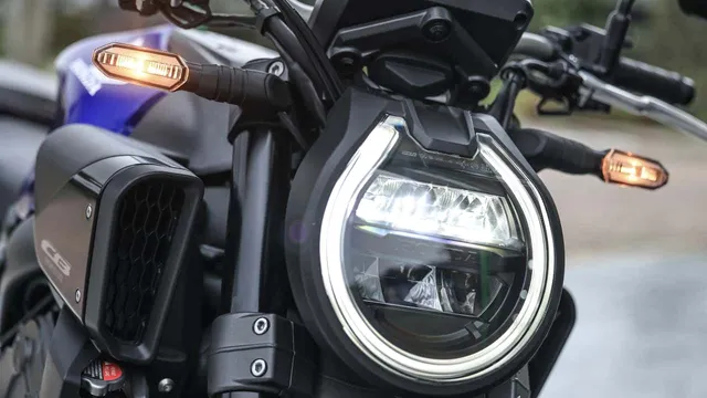 Honda Lança CB650R E-Clutch 2027 com Novas Cores e Tecnologia de Embreagem Autom